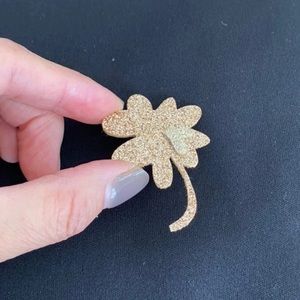 Bonpoint Four leaves clover motif gold glitter brooch